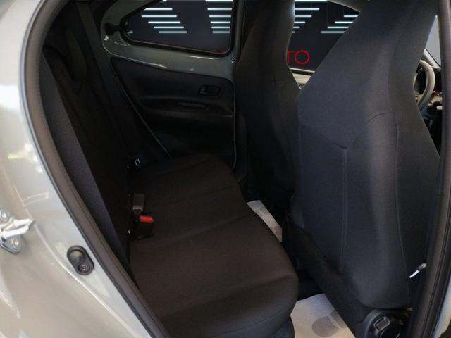 TOYOTA Aygo X usata 16