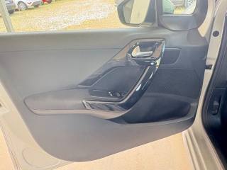 PEUGEOT 208 usata 38