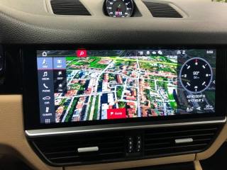 PORSCHE Cayenne usata, con Bracciolo