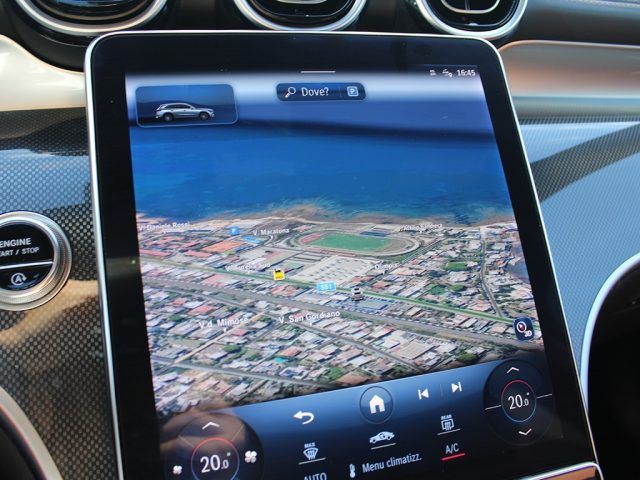 MERCEDES-BENZ GLC 220 usata, con Fari LED