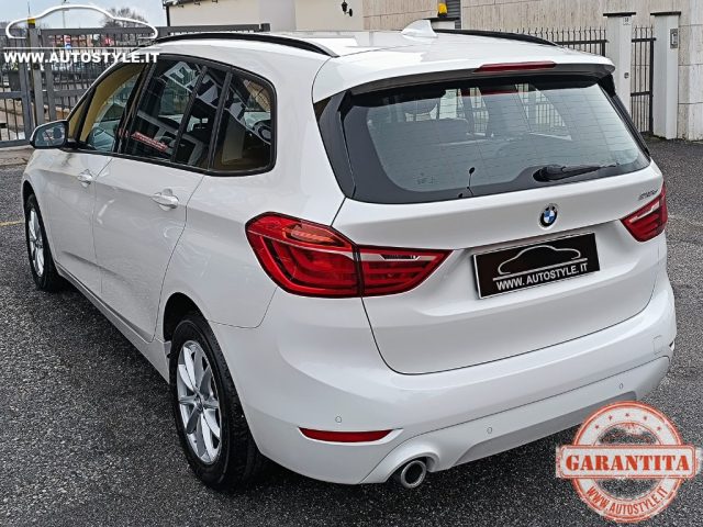 BMW 216 usata, con Hill holder