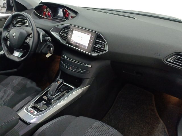 PEUGEOT 308 usata, con Cruise Control