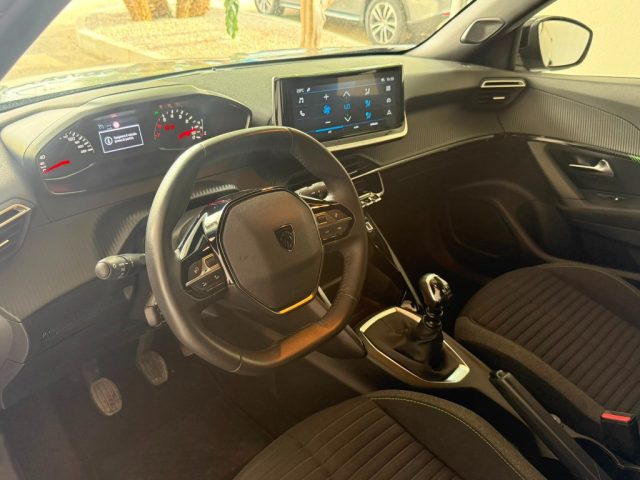 PEUGEOT 2008 usata, con Specchietti laterali elettrici