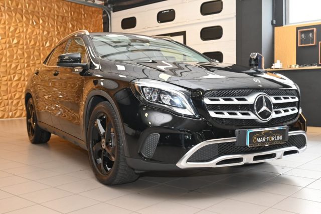MERCEDES-BENZ GLA 180 usata 71