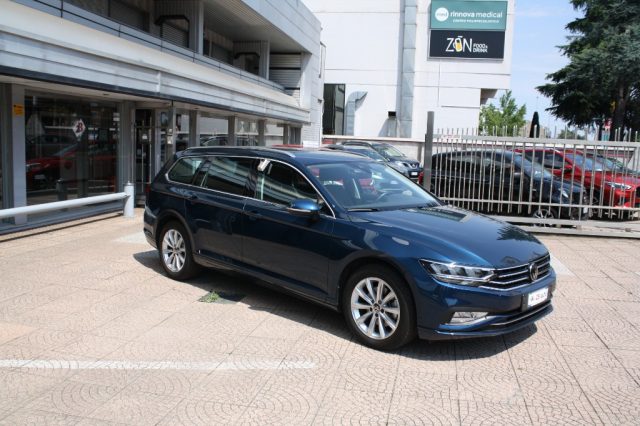 VOLKSWAGEN Passat Variant usata, con Chiusura centralizzata