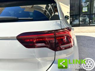 VOLKSWAGEN T-Roc usata 17