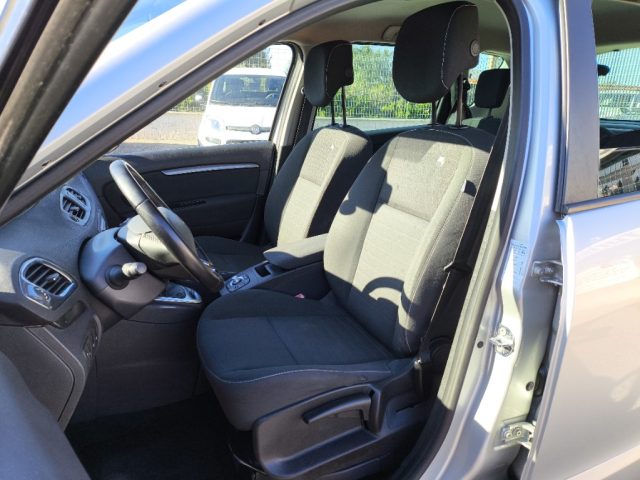 RENAULT Scenic usata 5