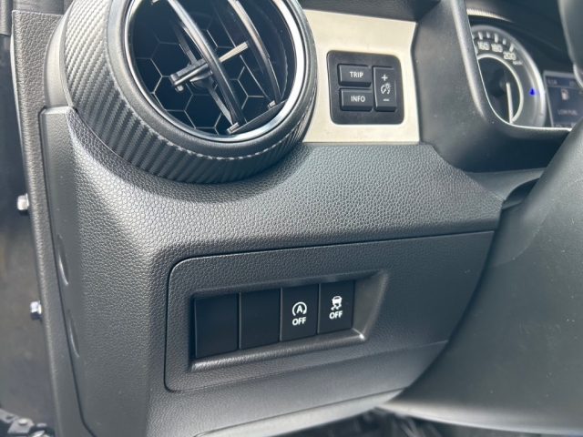 SUZUKI Ignis usata, con Controllo elettronico della corsia