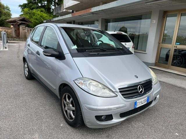 MERCEDES-BENZ A 160 usata, con Airbag