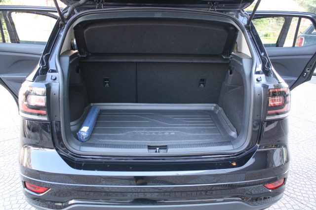 VOLKSWAGEN T-Cross usata, con Vetri oscurati