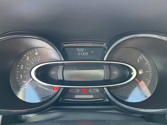 RENAULT Clio usata, con Specchietti laterali elettrici