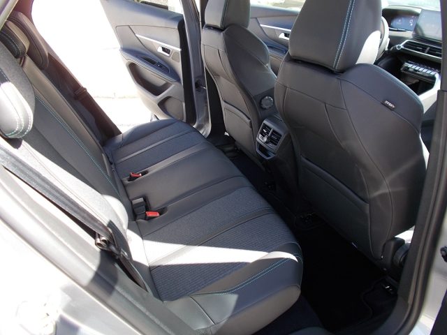 PEUGEOT 3008 usata, con Climatizzatore