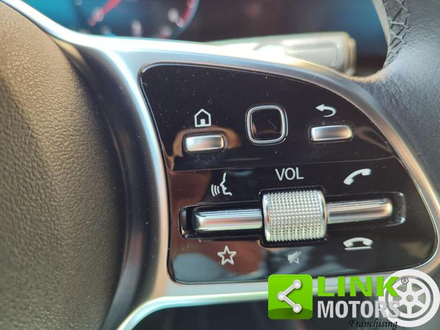 MERCEDES-BENZ GLA 200 usata 31