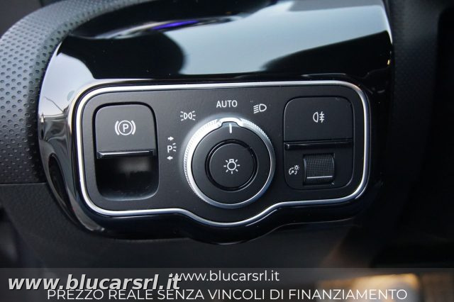 MERCEDES-BENZ CLA 220 usata 30