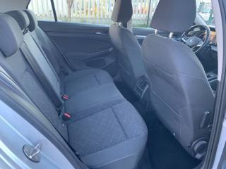 VOLKSWAGEN Golf usata, con Controllo automatico clima