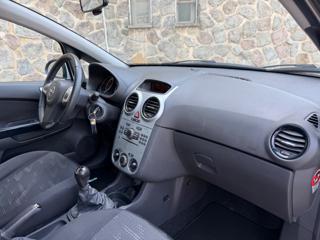 OPEL Corsa usata, con Specchietti laterali elettrici