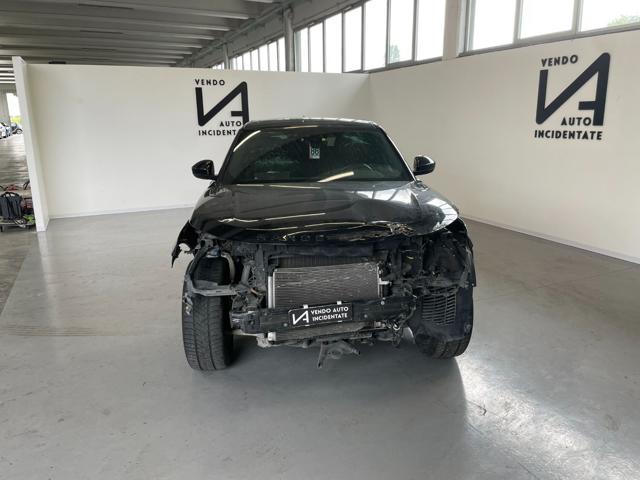 LAND ROVER Range Rover Velar usata, con Airbag