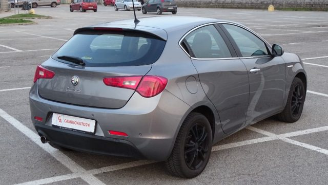 ALFA ROMEO Giulietta usata, con Cerchi in lega