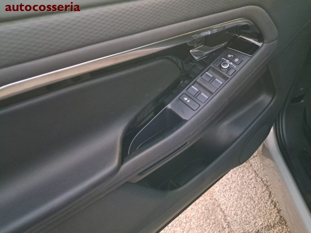 LAND ROVER Range Rover Evoque usata 8