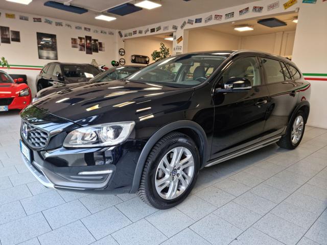 VOLVO V60 Cross Country usata, con ABS