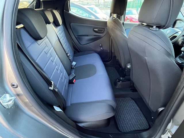 LANCIA Ypsilon usata, con Chiusura centralizzata