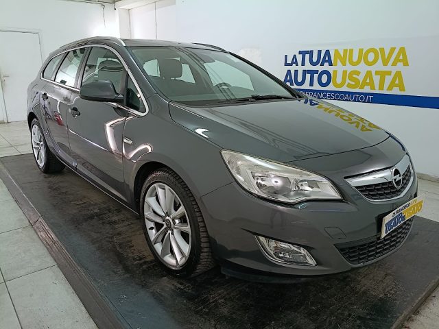 OPEL Astra usata, con Autoradio