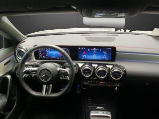 MERCEDES-BENZ CLA 200 usata, con Chiusura centralizzata