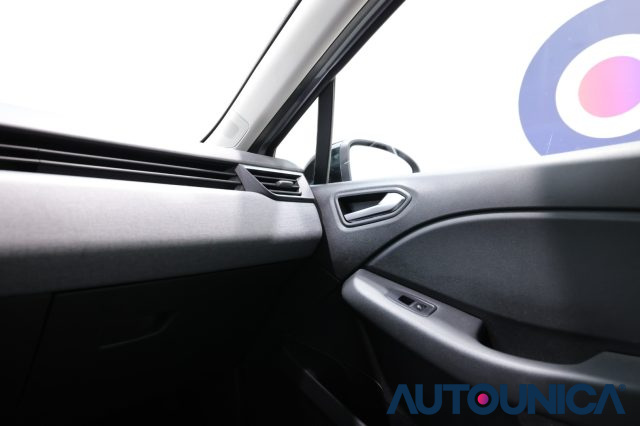 RENAULT Clio usata, con Isofix