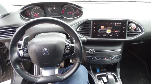 PEUGEOT 308 usata, con Lettore CD