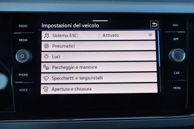 VOLKSWAGEN Taigo usata, con Airbag testa