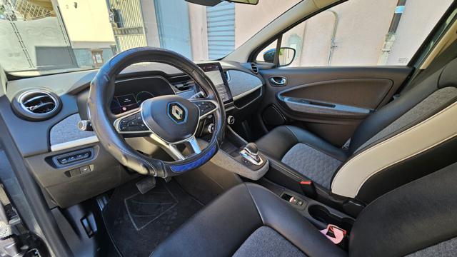 RENAULT ZOE usata, con Sedile posteriore sdoppiato