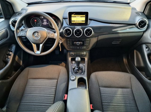 MERCEDES-BENZ B 180 usata, con Chiusura centralizzata