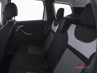 DACIA Duster usata 9