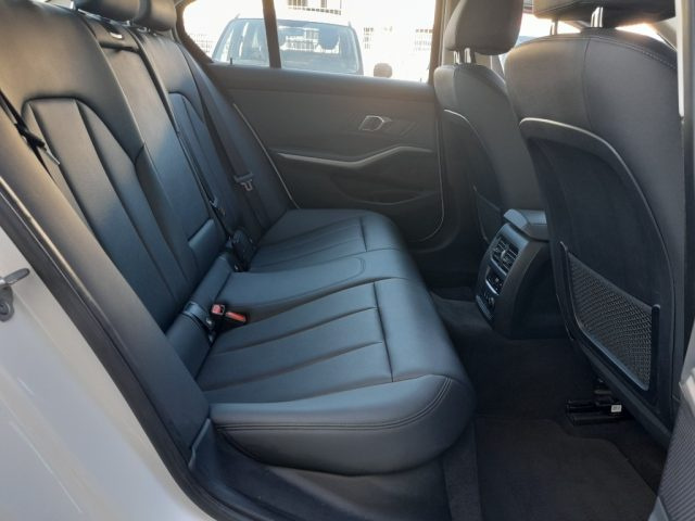 BMW 320 usata, con Volante multifunzione