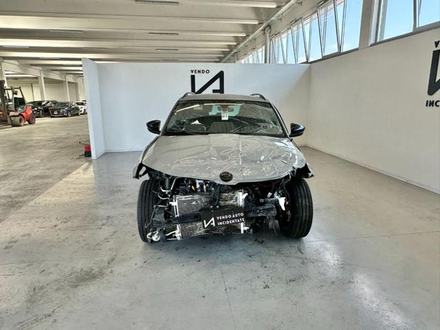 SKODA Karoq usata, con Alzacristalli elettrici