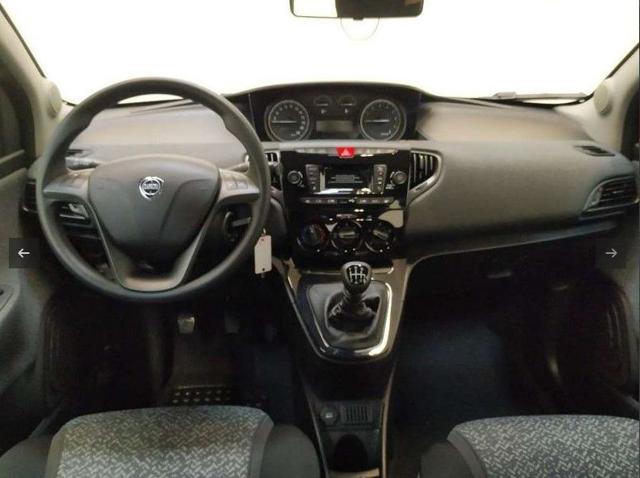 LANCIA Ypsilon usata, con Controllo trazione