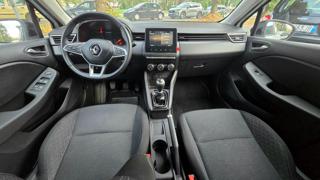 RENAULT Clio usata, con USB