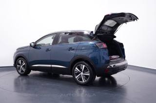 PEUGEOT 3008 usata, con Telecamera per parcheggio assistito