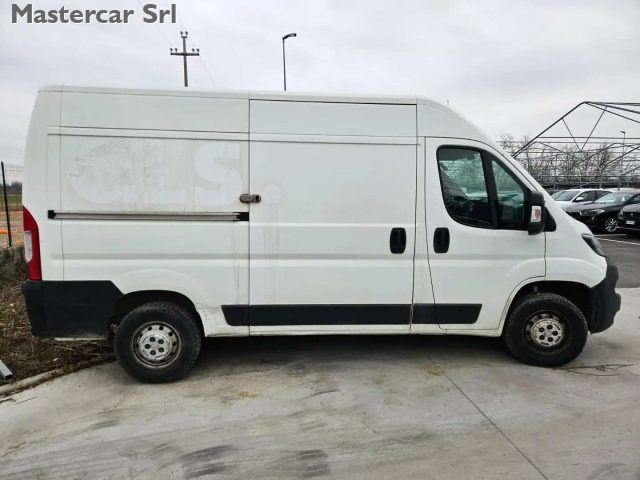 PEUGEOT Boxer usata, con Climatizzatore