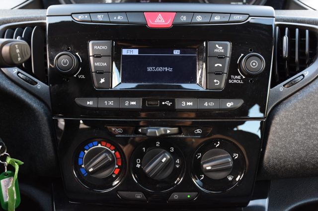 LANCIA Ypsilon usata, con Servosterzo