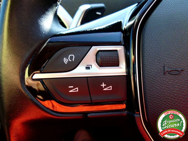 PEUGEOT 3008 usata, con Touch screen