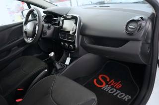 RENAULT Clio usata, con Controllo trazione