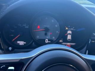 PORSCHE Macan usata, con Boardcomputer