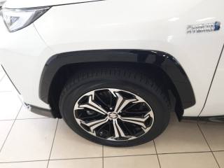 SUZUKI Across usata, con USB