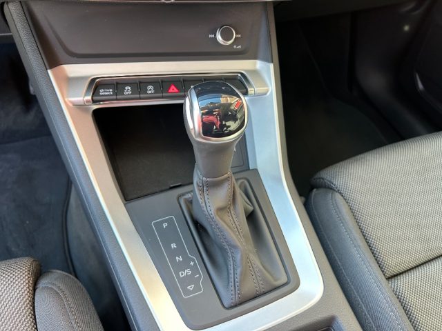 AUDI Q3 usata, con Park Distance Control