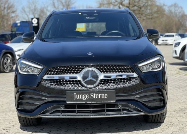 MERCEDES-BENZ GLA 220 usata, con Alzacristalli elettrici