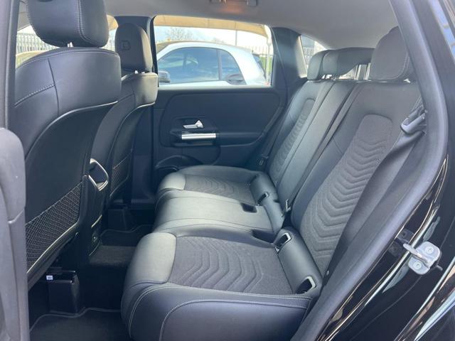 MERCEDES-BENZ B 180 usata, con Climatizzatore