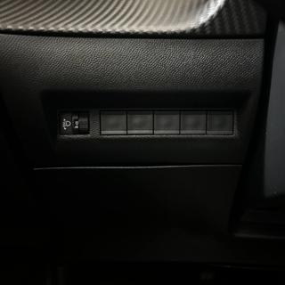 PEUGEOT 2008 usata, con Controllo vocale