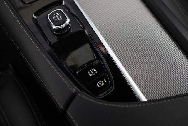 VOLVO XC90 usata, con Tettuccio apribile