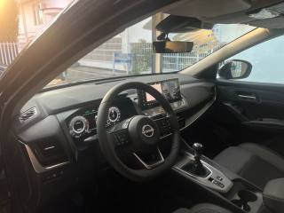 NISSAN Qashqai usata, con Sistema di avviso di distanza